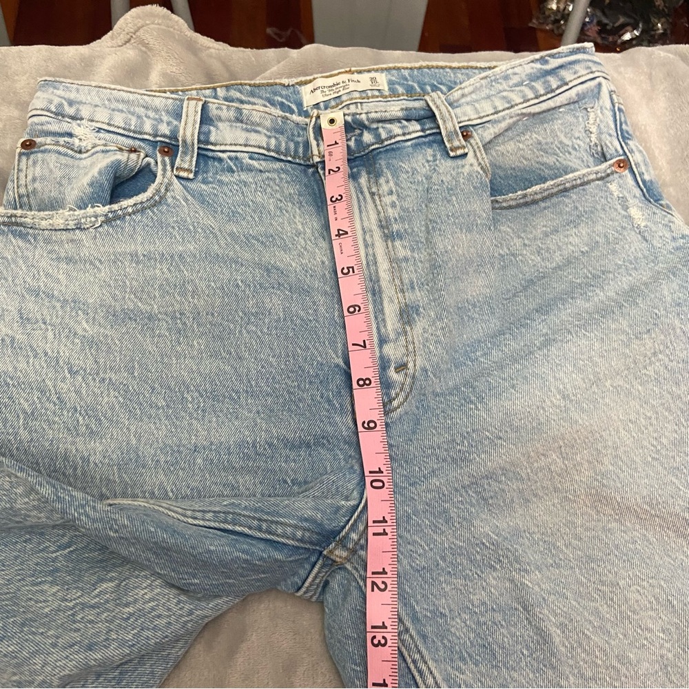 Abercrombie & Fitch Light Blue Straight Leg Jeans - Picture 7 of 12